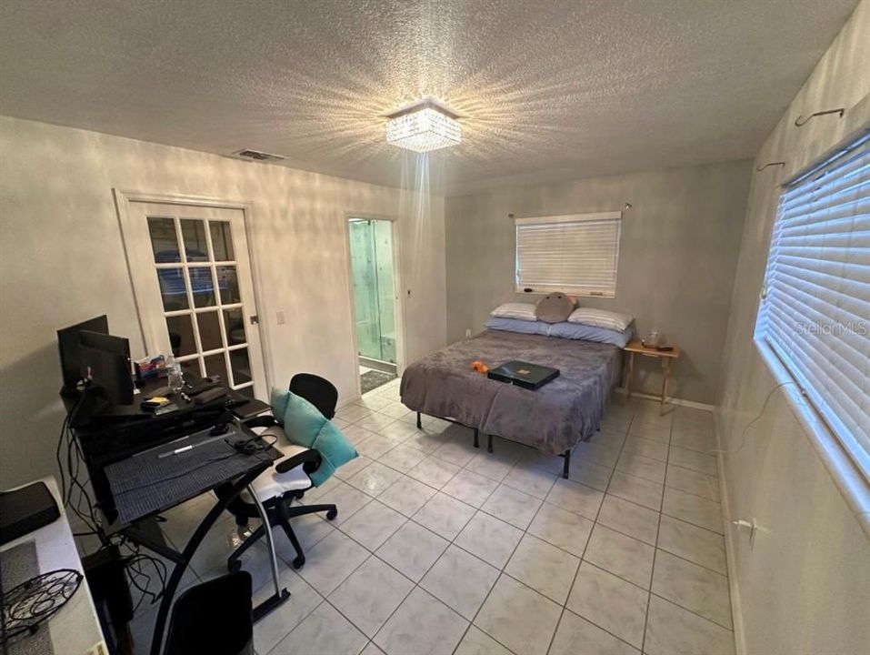 En Venta: $250,000 (2 camas, 2 baños, 977 Pies cuadrados)