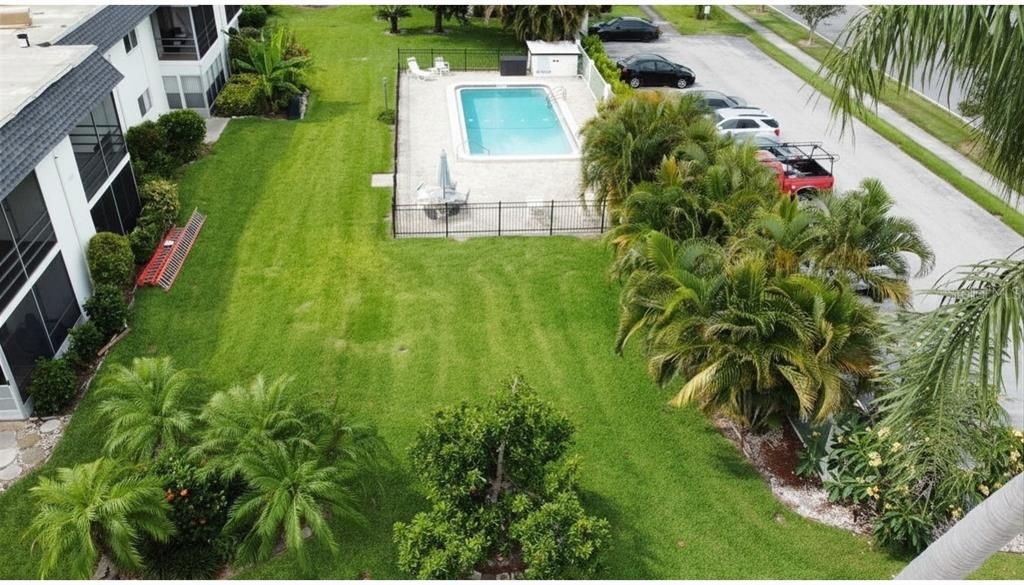 En Venta: $250,000 (2 camas, 2 baños, 977 Pies cuadrados)