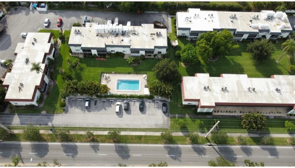 En Venta: $250,000 (2 camas, 2 baños, 977 Pies cuadrados)