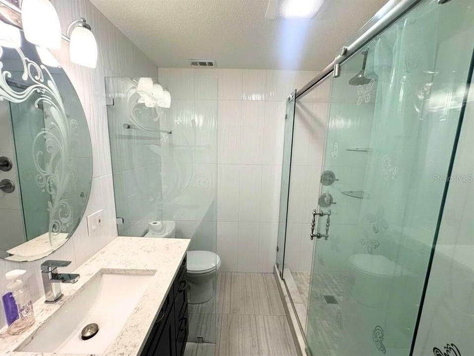 En Venta: $250,000 (2 camas, 2 baños, 977 Pies cuadrados)