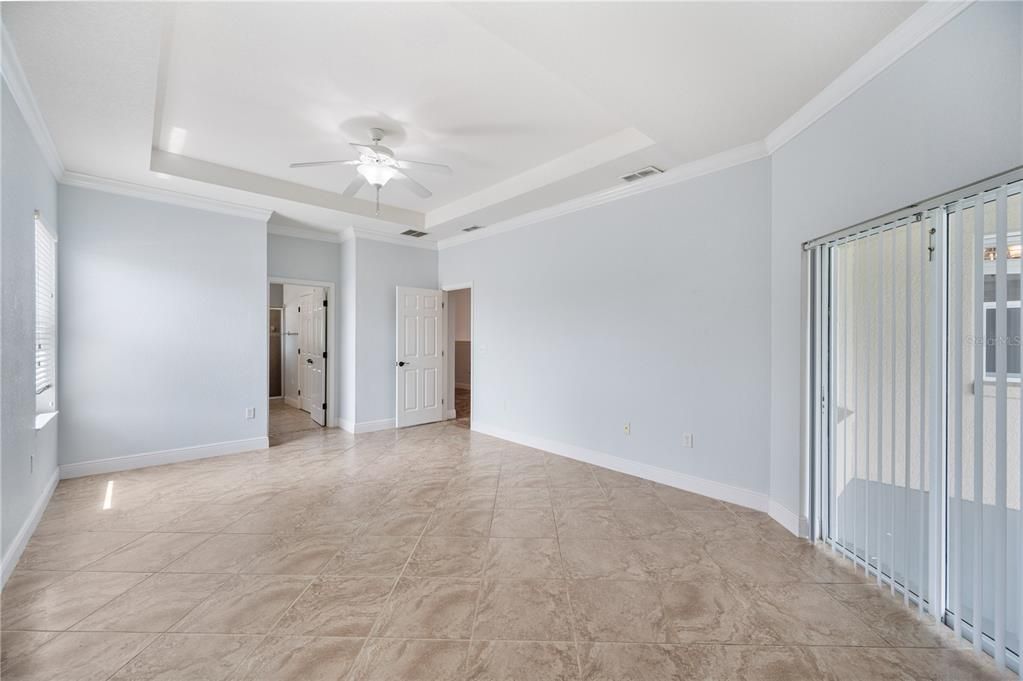 En Venta: $399,900 (4 camas, 2 baños, 2366 Pies cuadrados)