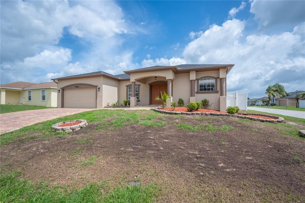 En Venta: $399,900 (4 camas, 2 baños, 2366 Pies cuadrados)