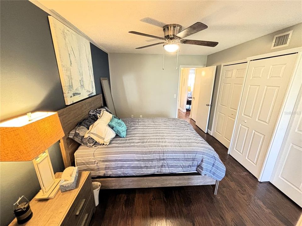 For Rent: $1,700 (2 beds, 2 baths, 1100 Square Feet)