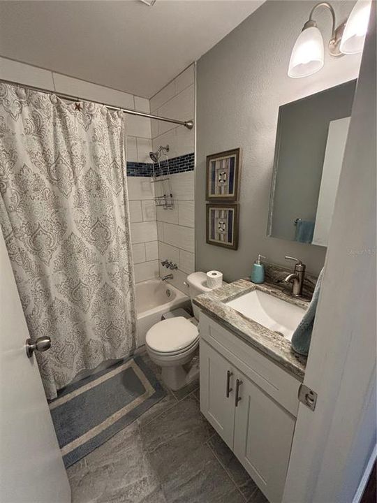 For Rent: $1,700 (2 beds, 2 baths, 1100 Square Feet)