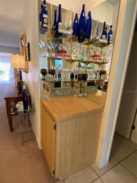 For Sale: $219,900 (2 beds, 2 baths, 1230 Square Feet)