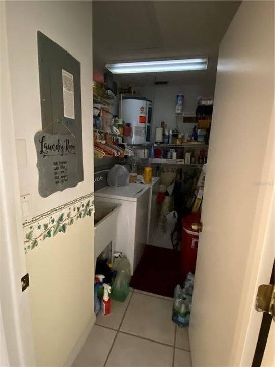 For Sale: $219,900 (2 beds, 2 baths, 1230 Square Feet)