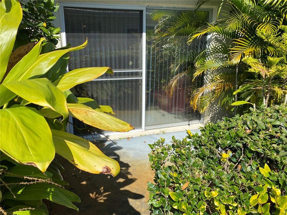 For Sale: $219,900 (2 beds, 2 baths, 1230 Square Feet)