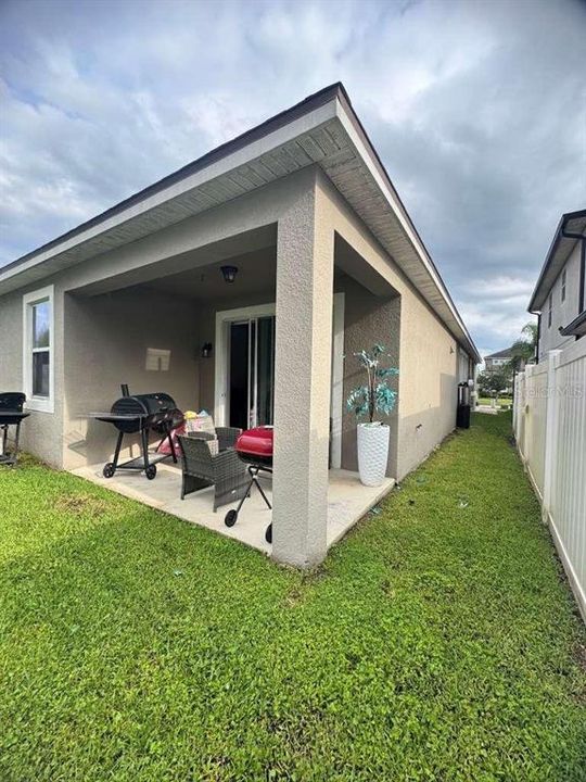 En Venta: $426,500 (4 camas, 2 baños, 1706 Pies cuadrados)