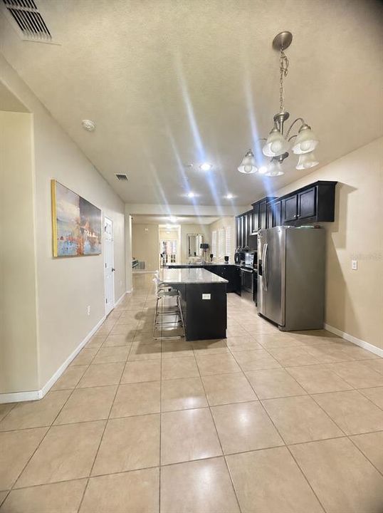 En Venta: $426,500 (4 camas, 2 baños, 1706 Pies cuadrados)