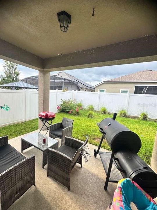 En Venta: $426,500 (4 camas, 2 baños, 1706 Pies cuadrados)
