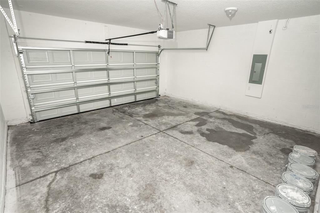На продажу: $338,900 (4 спален, 2 ванн, 1644 Квадратных фут)