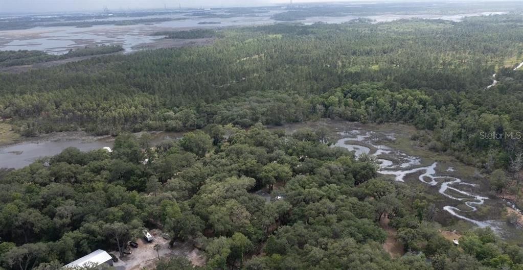 На продажу: $750,000 (12.70 acres)