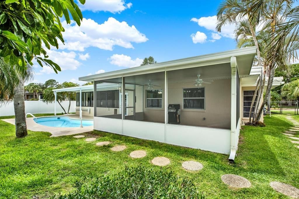 For Sale: $639,000 (3 beds, 2 baths, 1846 Square Feet)