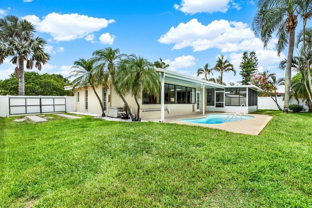 For Sale: $639,000 (3 beds, 2 baths, 1846 Square Feet)