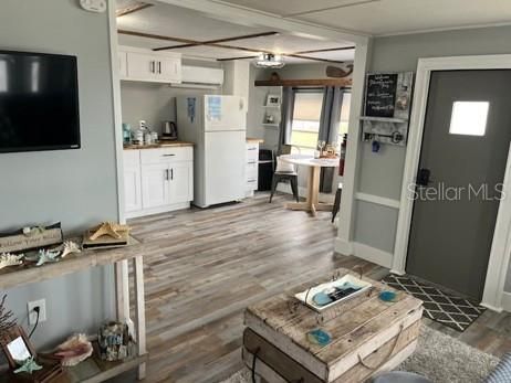 : $175,000 (1 beds, 1 baths, 500 Square Feet)