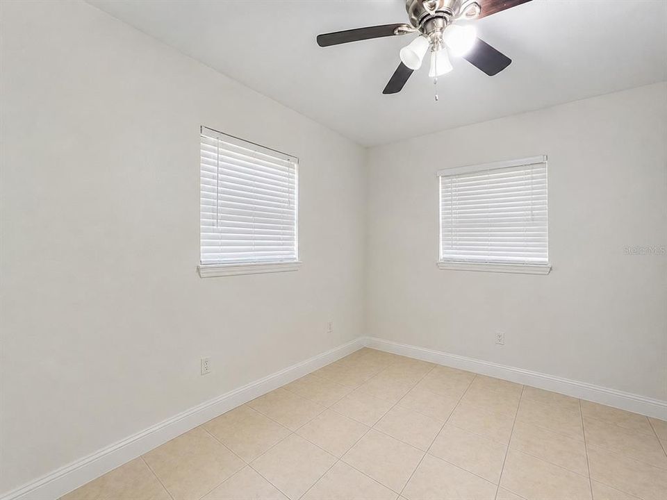 For Sale: $249,900 (3 beds, 2 baths, 1179 Square Feet)