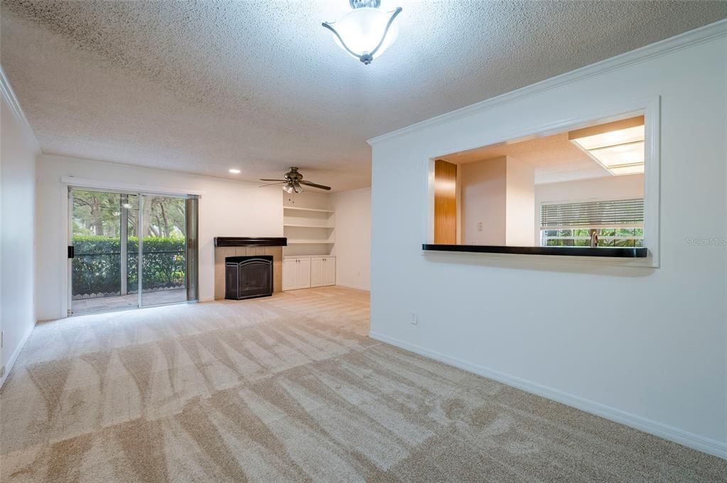 For Sale: $259,000 (2 beds, 1 baths, 1130 Square Feet)