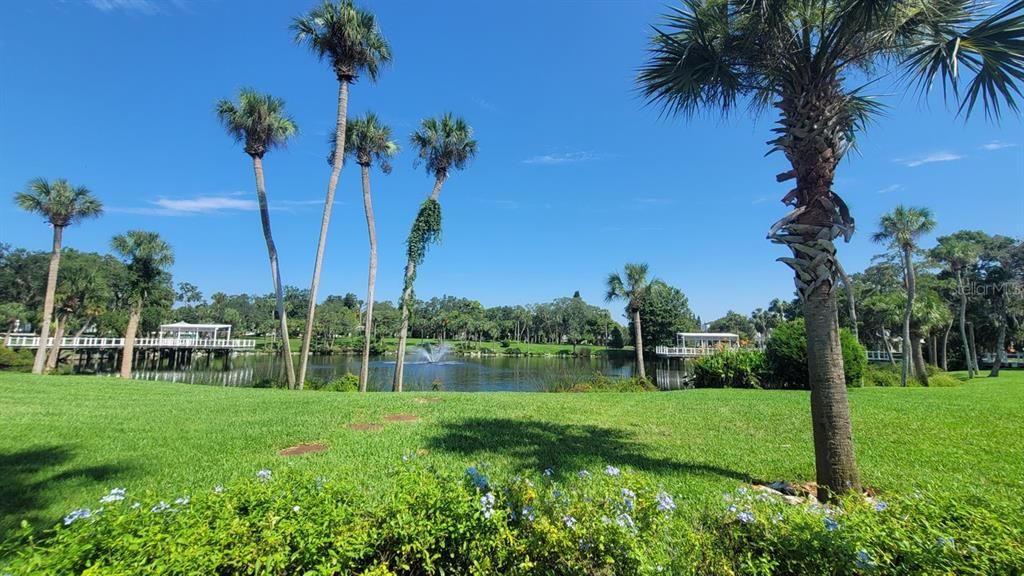 For Sale: $267,000 (2 beds, 2 baths, 1136 Square Feet)