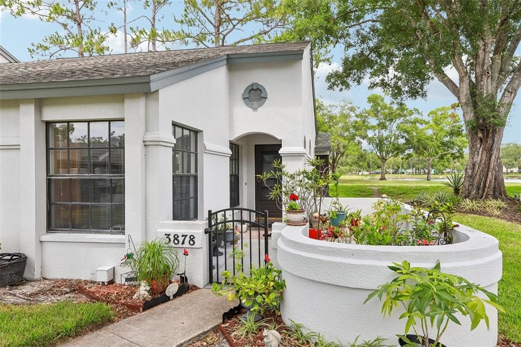 For Sale: $300,000 (3 beds, 2 baths, 1426 Square Feet)