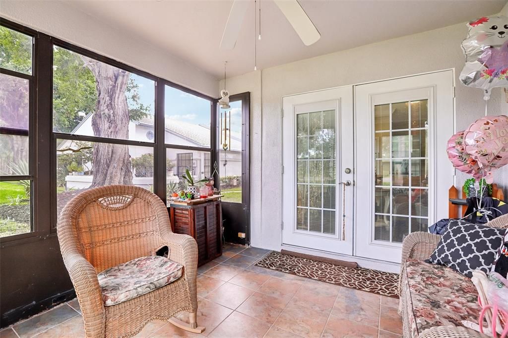 For Sale: $300,000 (3 beds, 2 baths, 1426 Square Feet)