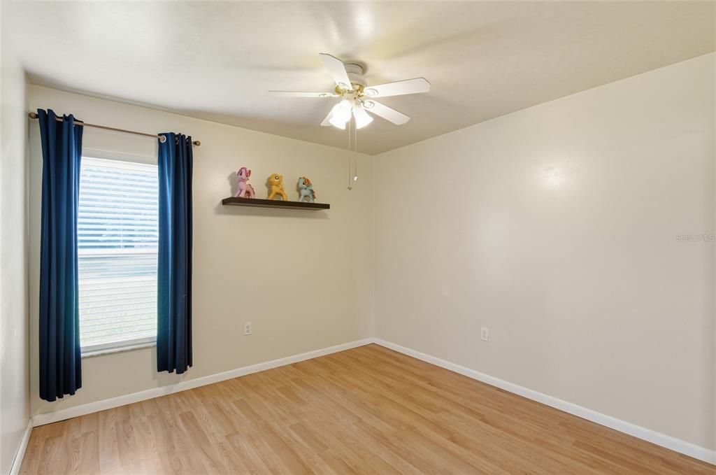 For Sale: $549,900 (4 beds, 2 baths, 2073 Square Feet)