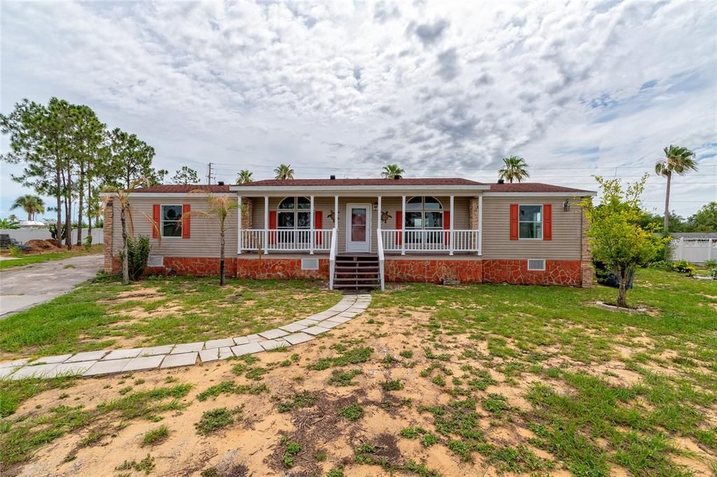 For Sale: $249,000 (3 beds, 2 baths, 1728 Square Feet)