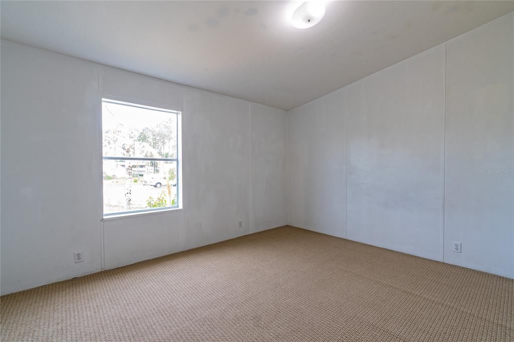 For Sale: $249,000 (3 beds, 2 baths, 1728 Square Feet)