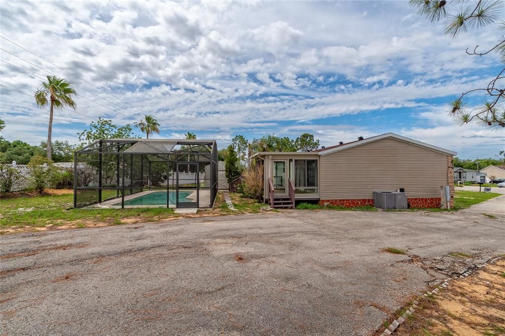 For Sale: $249,000 (3 beds, 2 baths, 1728 Square Feet)