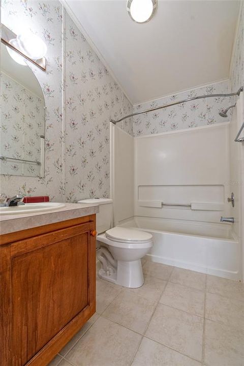 For Sale: $249,000 (3 beds, 2 baths, 1728 Square Feet)