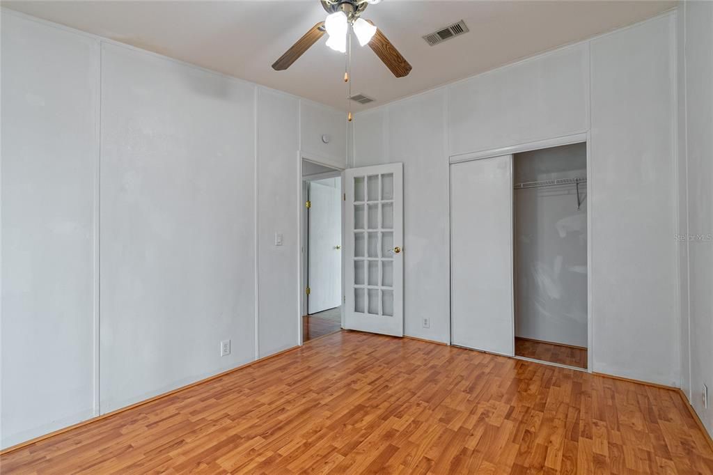 For Sale: $249,000 (3 beds, 2 baths, 1728 Square Feet)