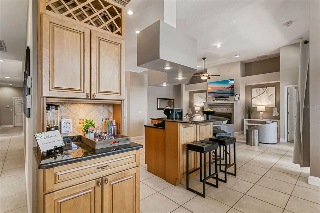 For Sale: $2,295,000 (5 beds, 4 baths, 4337 Square Feet)