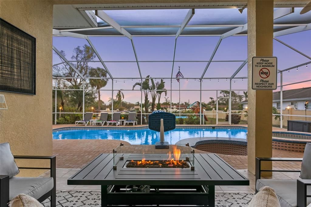 For Sale: $2,295,000 (5 beds, 4 baths, 4337 Square Feet)