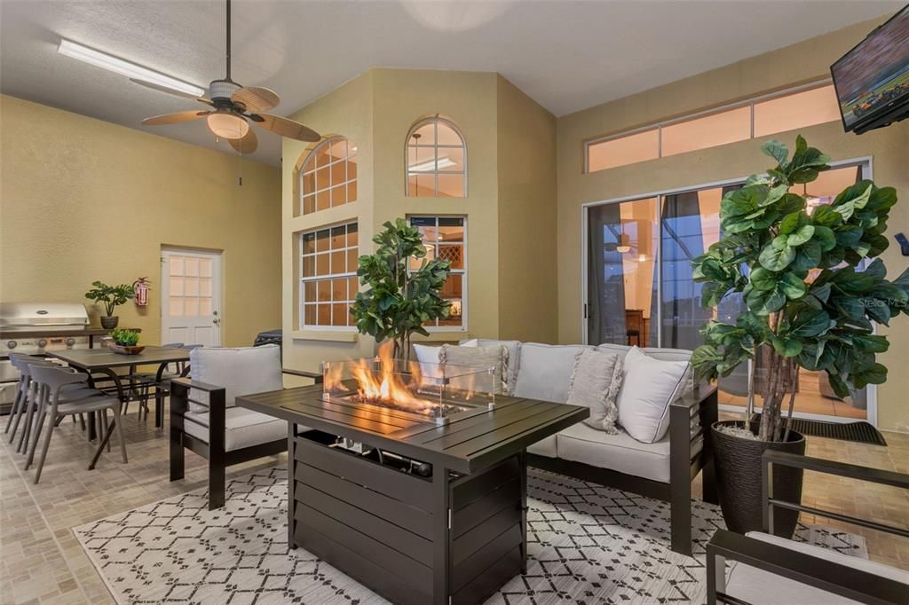 For Sale: $2,295,000 (5 beds, 4 baths, 4337 Square Feet)