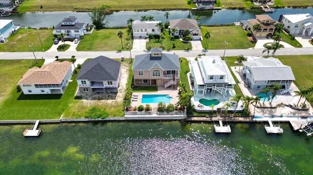 待售: $185,000 (0.23 acres)