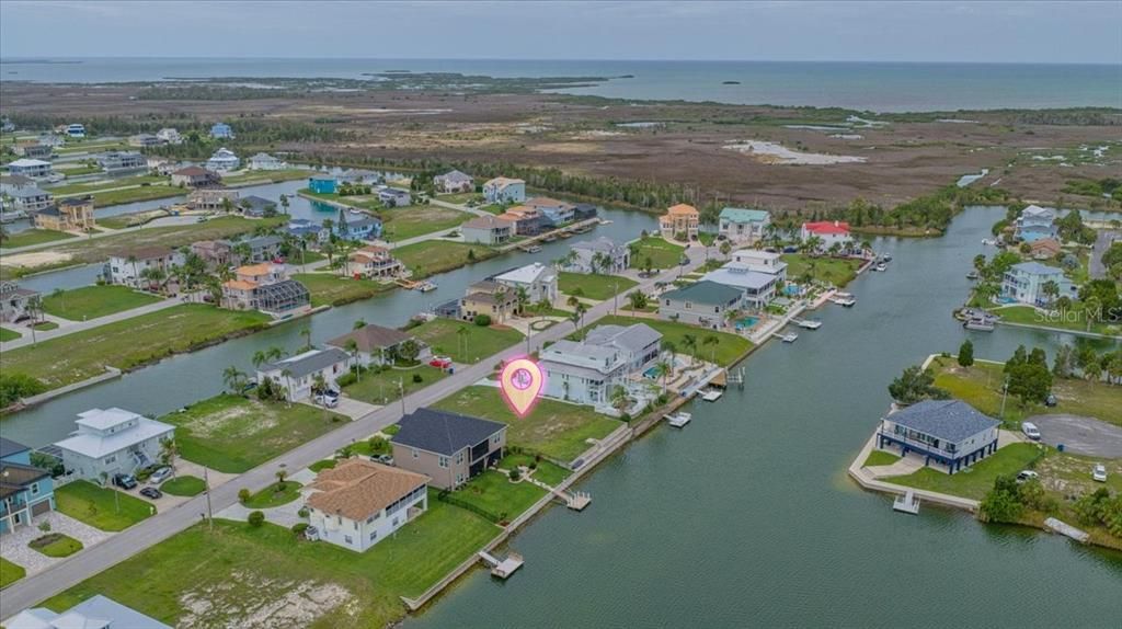 待售: $185,000 (0.23 acres)