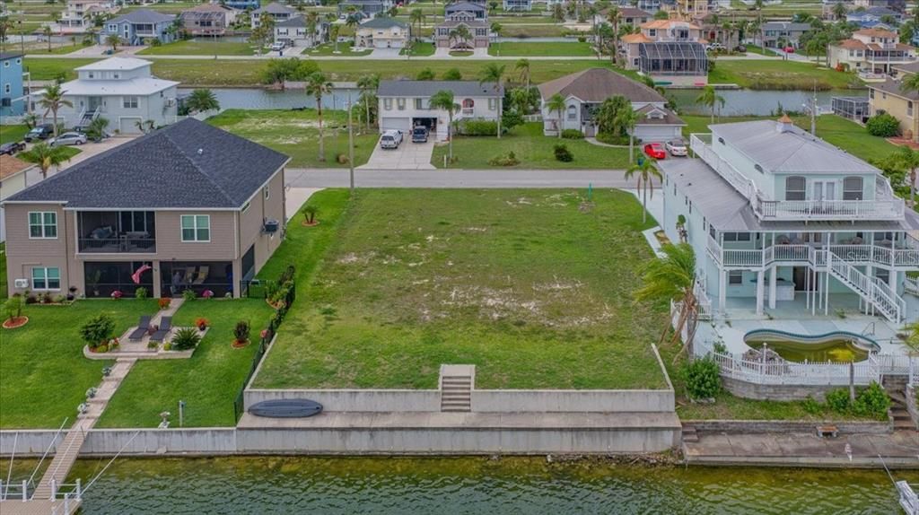 待售: $185,000 (0.23 acres)