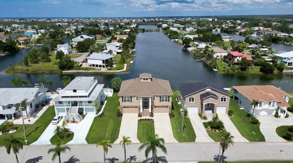 待售: $185,000 (0.23 acres)