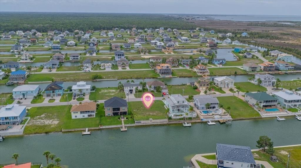 待售: $185,000 (0.23 acres)