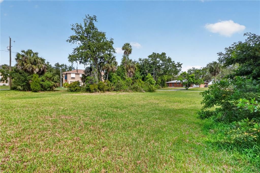 En Venta: $36,000 (0.30 acres)