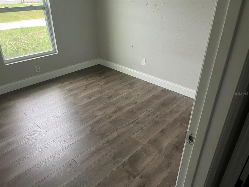 На продажу: $289,950 (3 спален, 2 ванн, 1163 Квадратных фут)