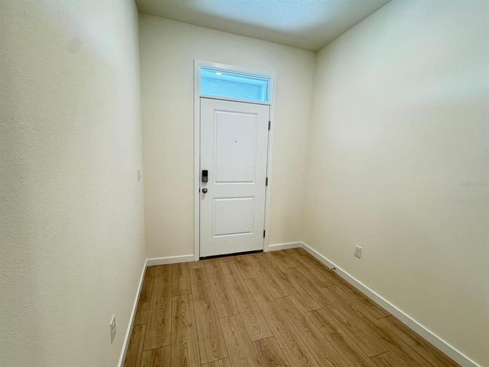 В аренду: $2,550 (3 спален, 2 ванн, 1673 Квадратных фут)