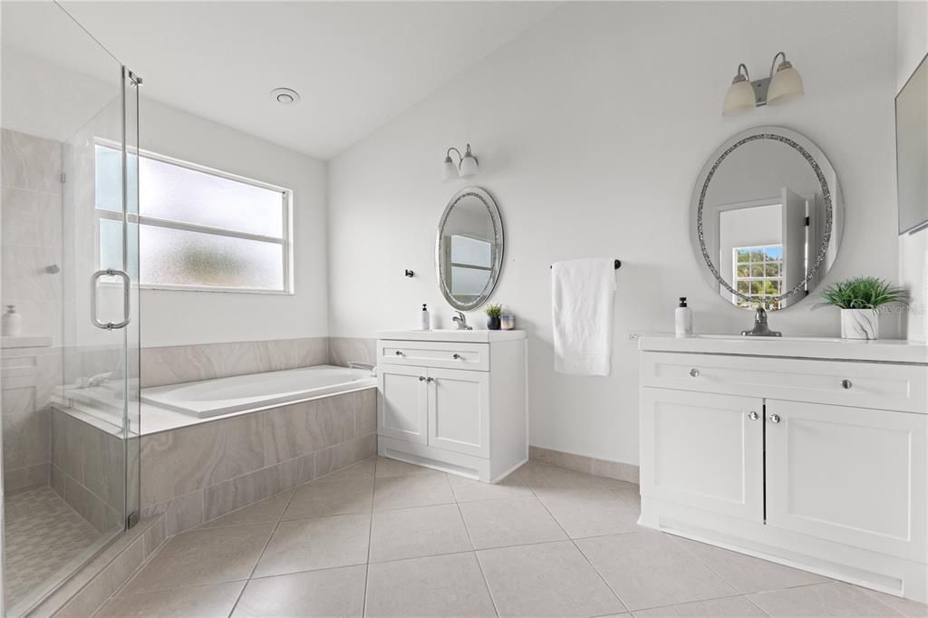 For Sale: $625,000 (4 beds, 2 baths, 2362 Square Feet)