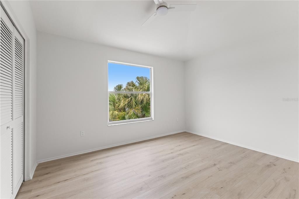 For Sale: $625,000 (4 beds, 2 baths, 2362 Square Feet)