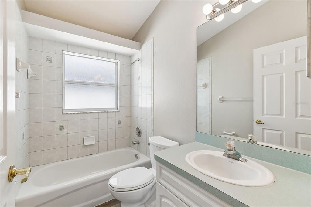 En Venta: $389,900 (3 camas, 2 baños, 1932 Pies cuadrados)