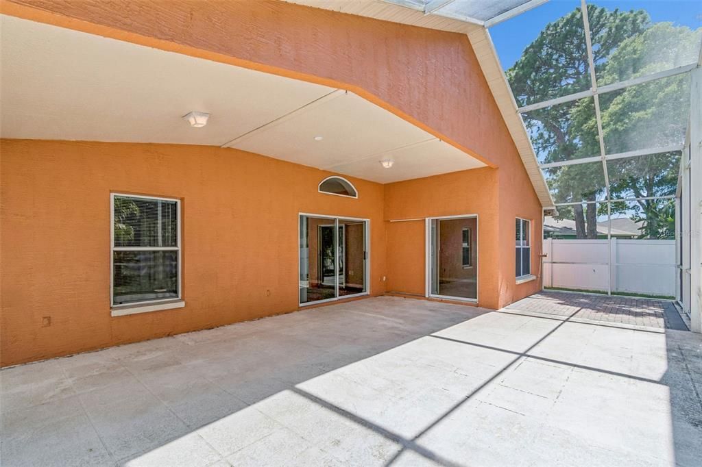 En Venta: $389,900 (3 camas, 2 baños, 1932 Pies cuadrados)