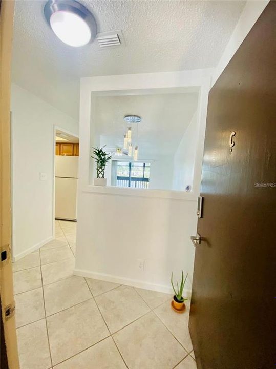 For Rent: $1,589 (1 beds, 1 baths, 710 Square Feet)