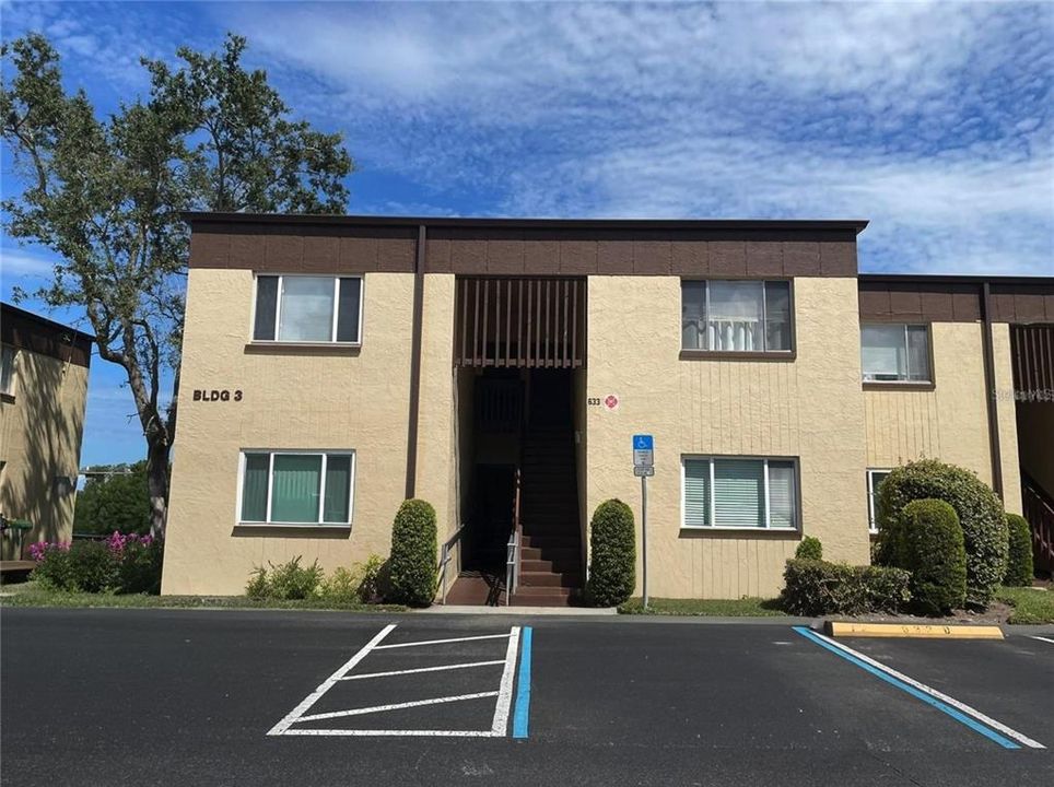 For Rent: $1,589 (1 beds, 1 baths, 710 Square Feet)