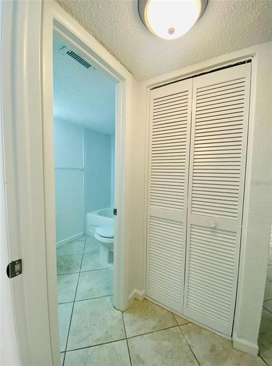 For Rent: $1,589 (1 beds, 1 baths, 710 Square Feet)