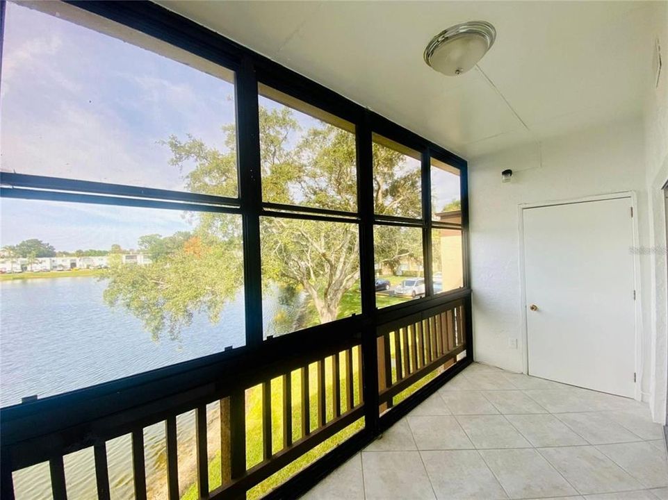 For Rent: $1,589 (1 beds, 1 baths, 710 Square Feet)