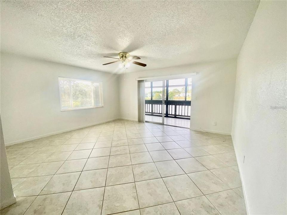 For Rent: $1,589 (1 beds, 1 baths, 710 Square Feet)